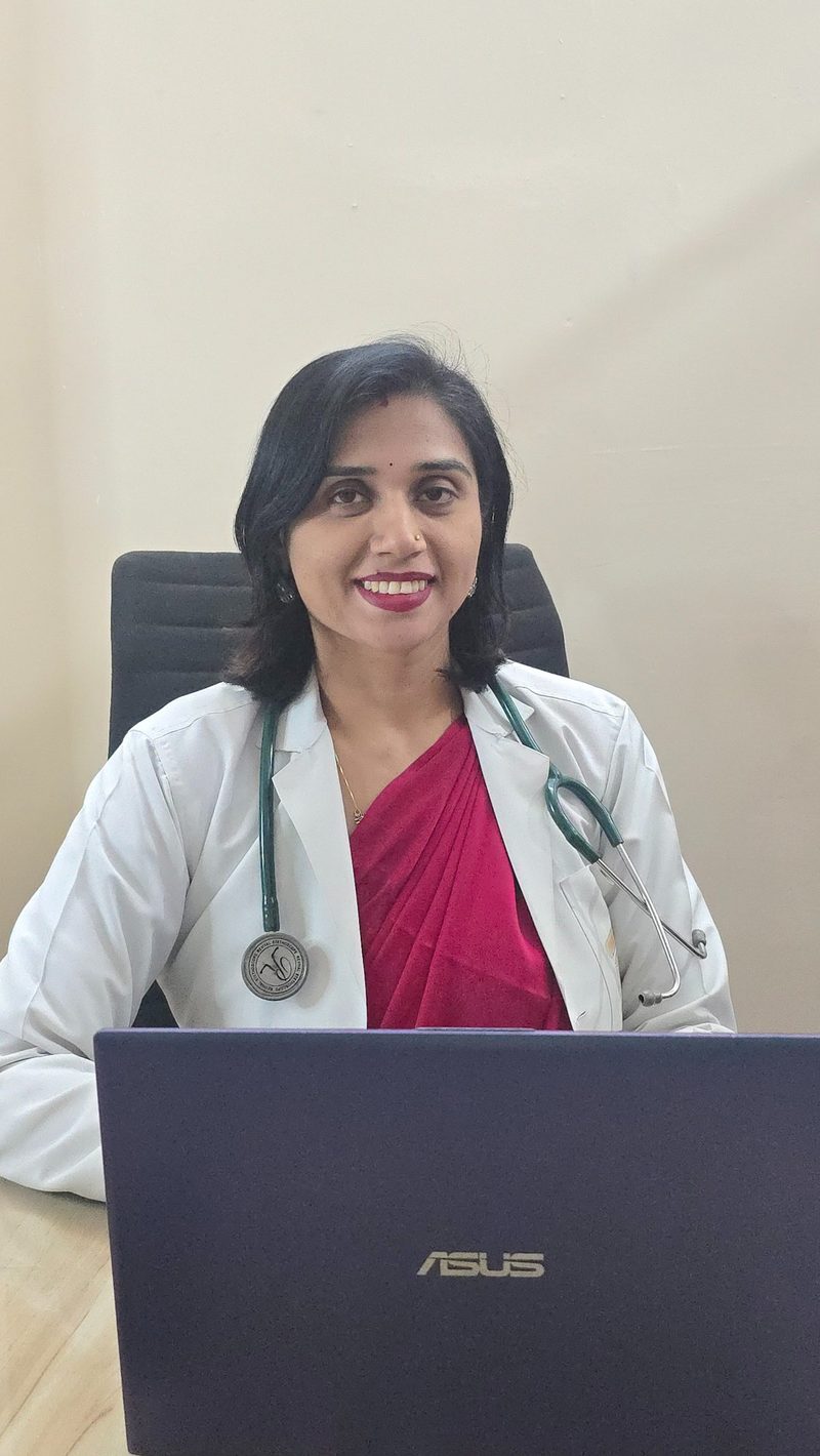 Dr. Bhagyashree Sharma — Gynecologist and Cosmetic Specialist at Dhanvantri Clinic, Khandwa